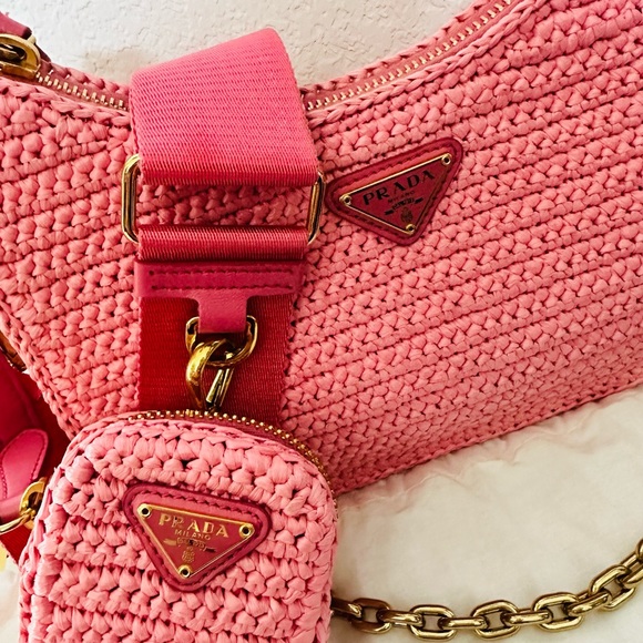 Prada Re-edition Pink Raffia - Picture 2 of 5
